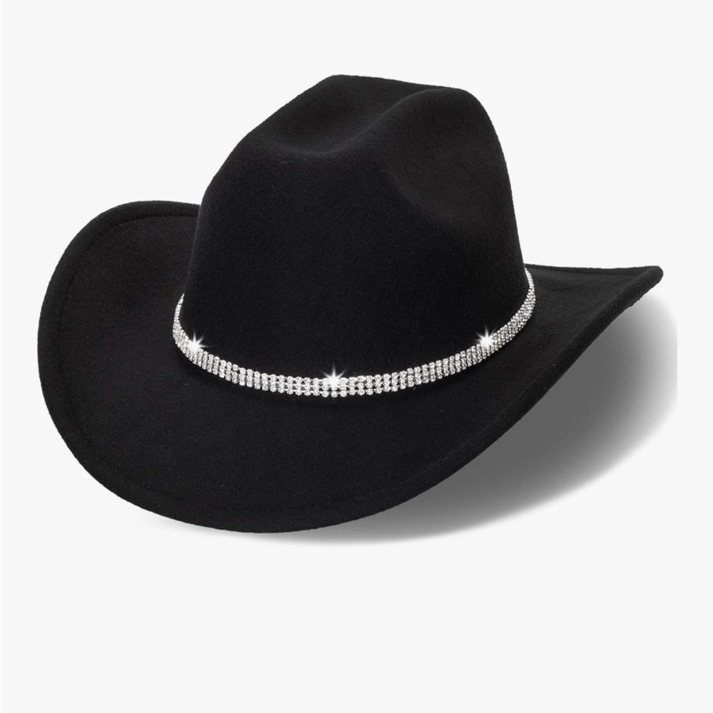 Amazon Black Hat with Silver Detailing